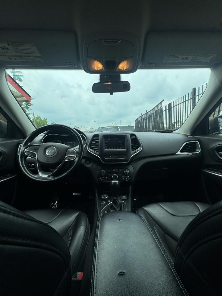 Jeep Cherokee Latitude Plus 4WD 2020