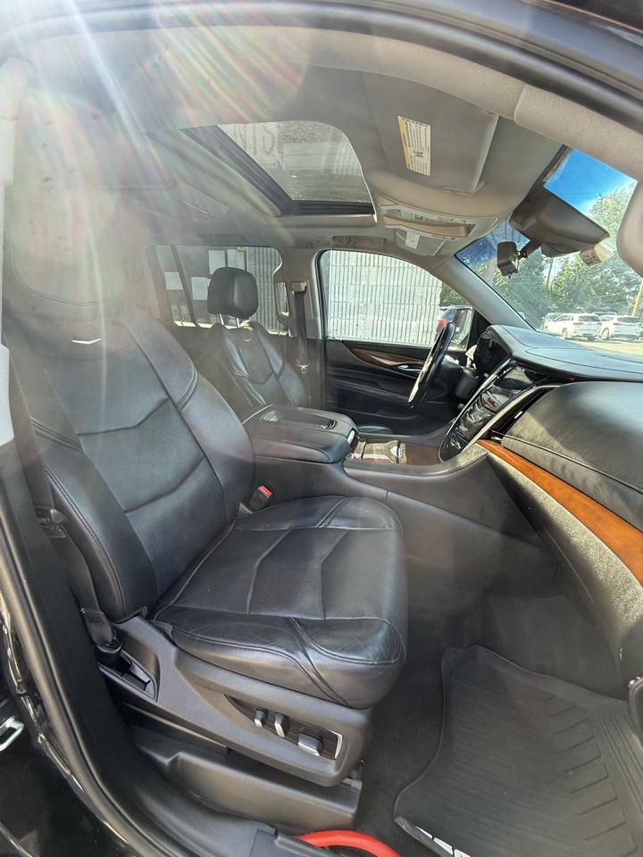 Cadillac Escalade ESV Premium 4WD 2018