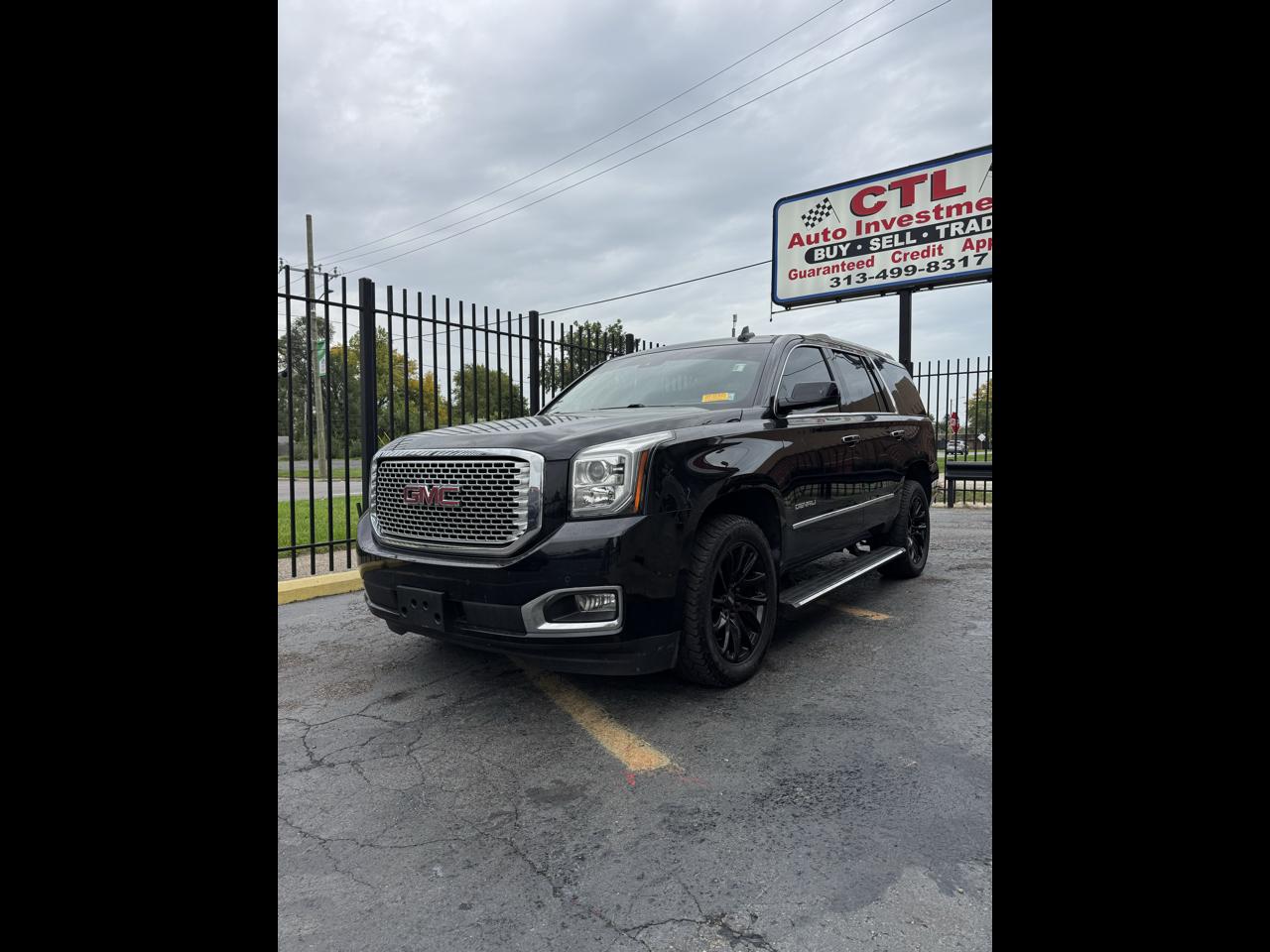 GMC Yukon Denali 4WD 2017