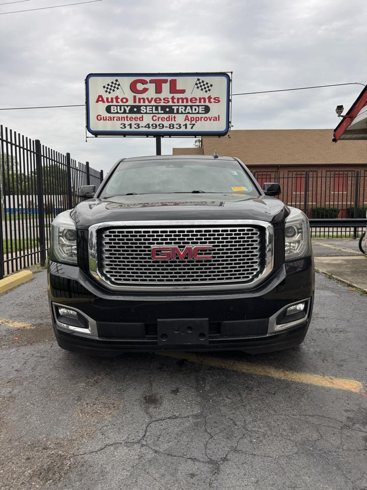 GMC Yukon Denali 4WD 2017