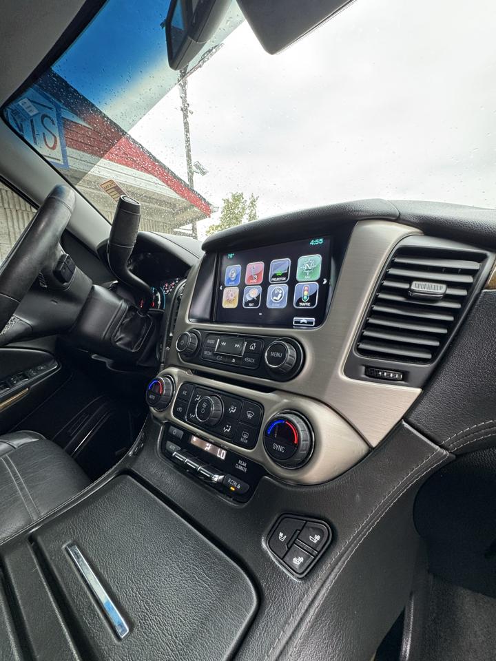 GMC Yukon Denali 4WD 2017
