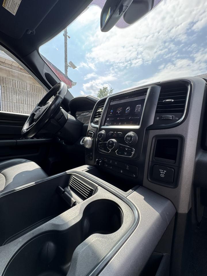 RAM 1500 Rebel Crew Cab SWB 4WD 2018