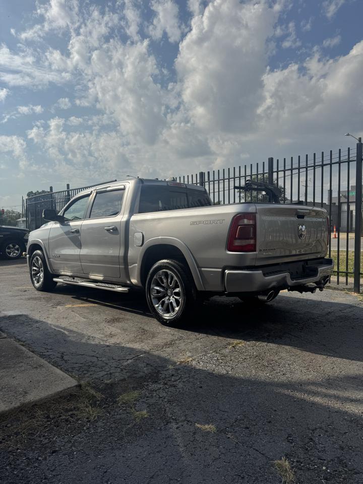 RAM 1500 Laramie Crew Cab SWB 2WD 2021