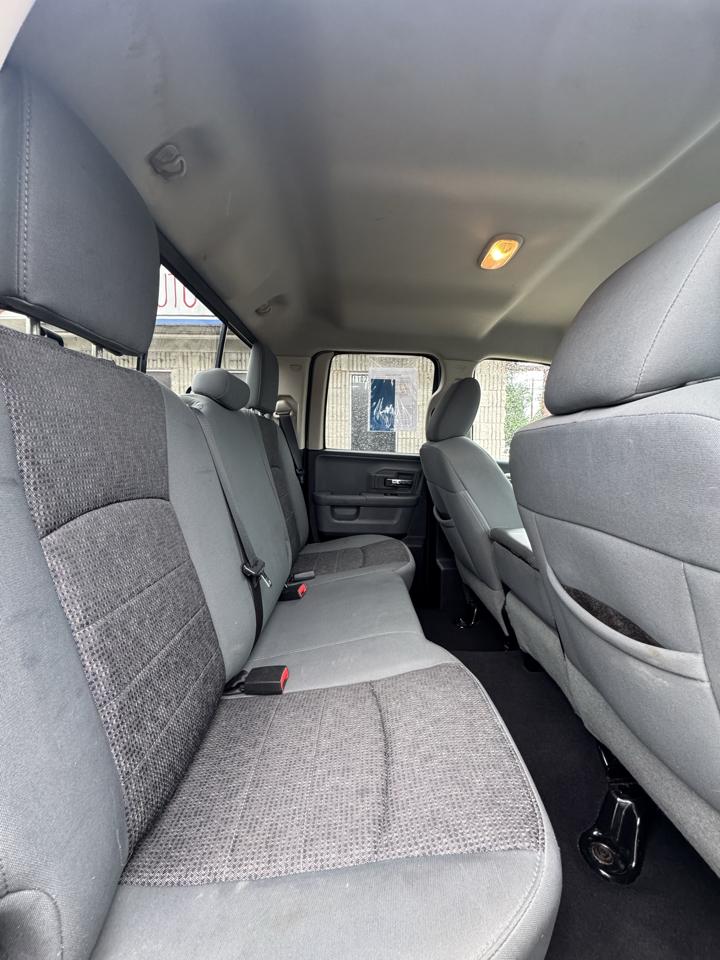RAM 1500 SLT Quad Cab 4WD 2014