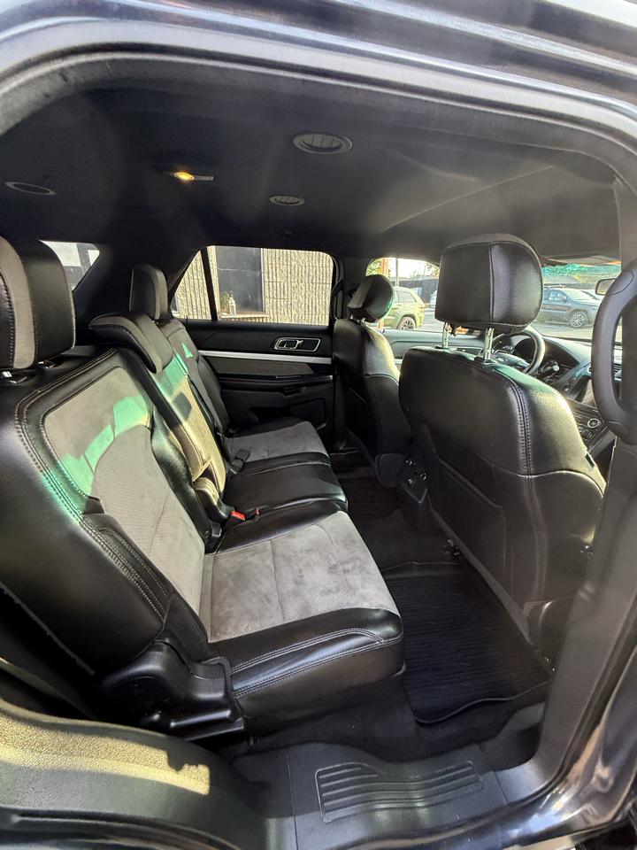 Ford Explorer XLT 4WD 2017