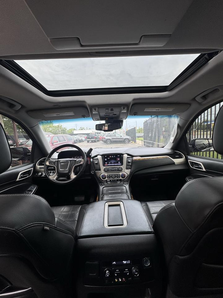 GMC Yukon Denali 4WD 2015