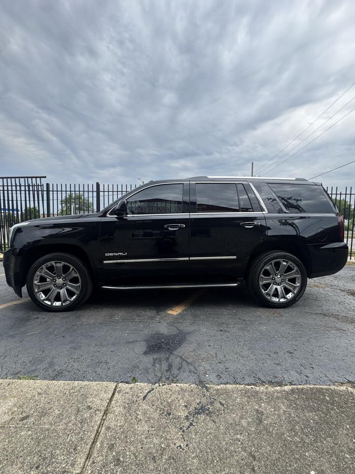 GMC Yukon Denali 4WD 2015
