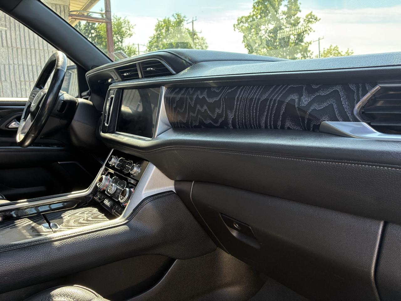 GMC Yukon XL Denali 2WD 2021