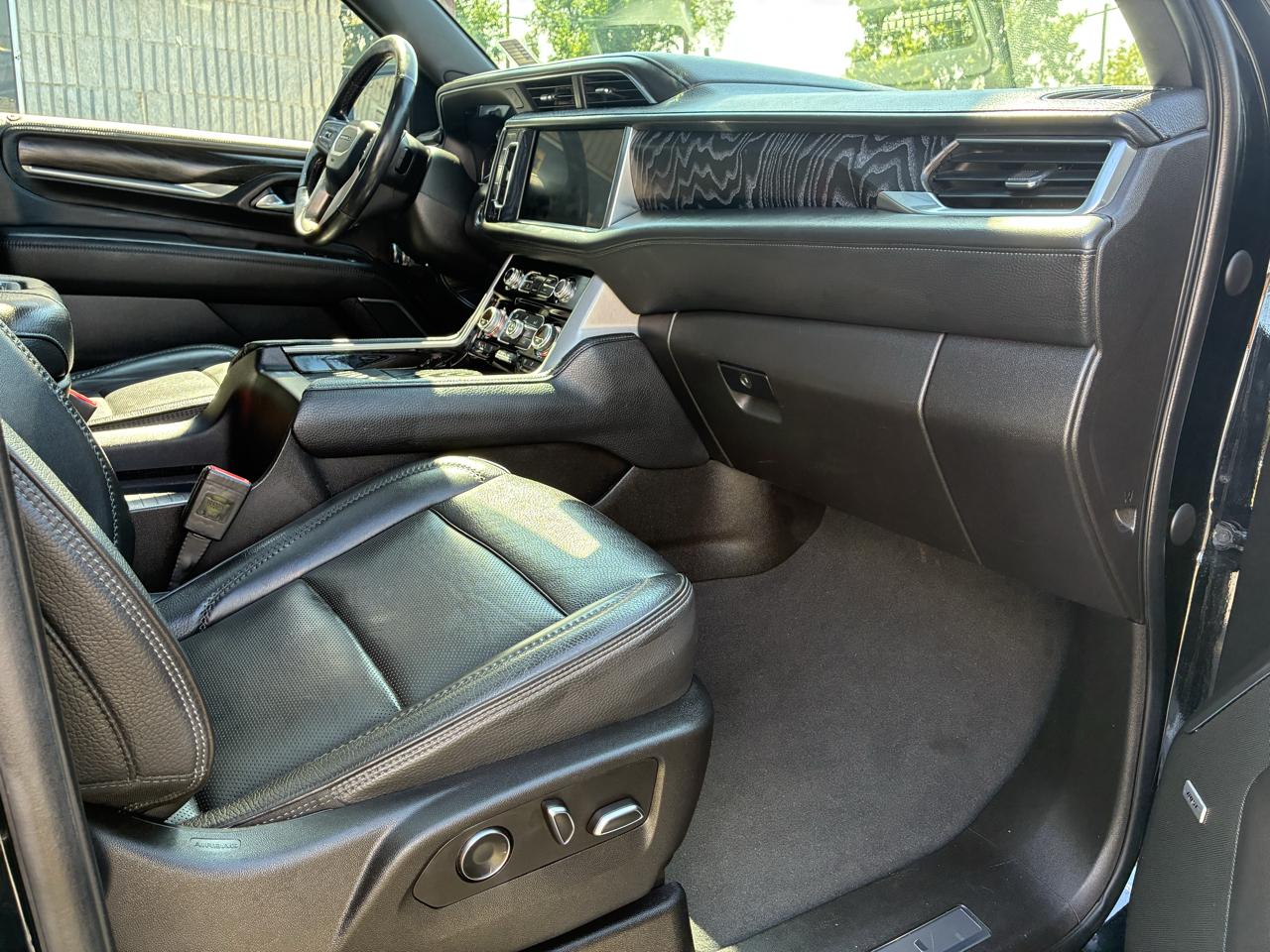 GMC Yukon XL Denali 2WD 2021