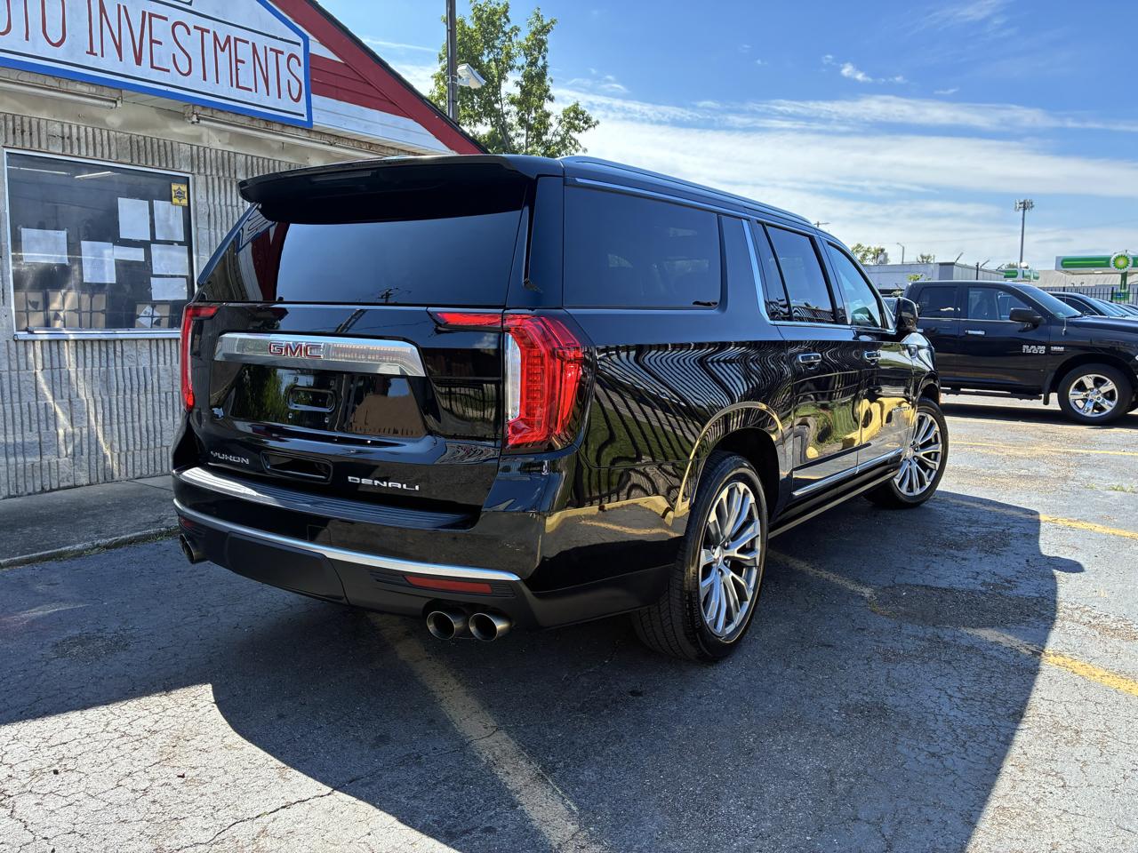 GMC Yukon XL Denali 2WD 2021