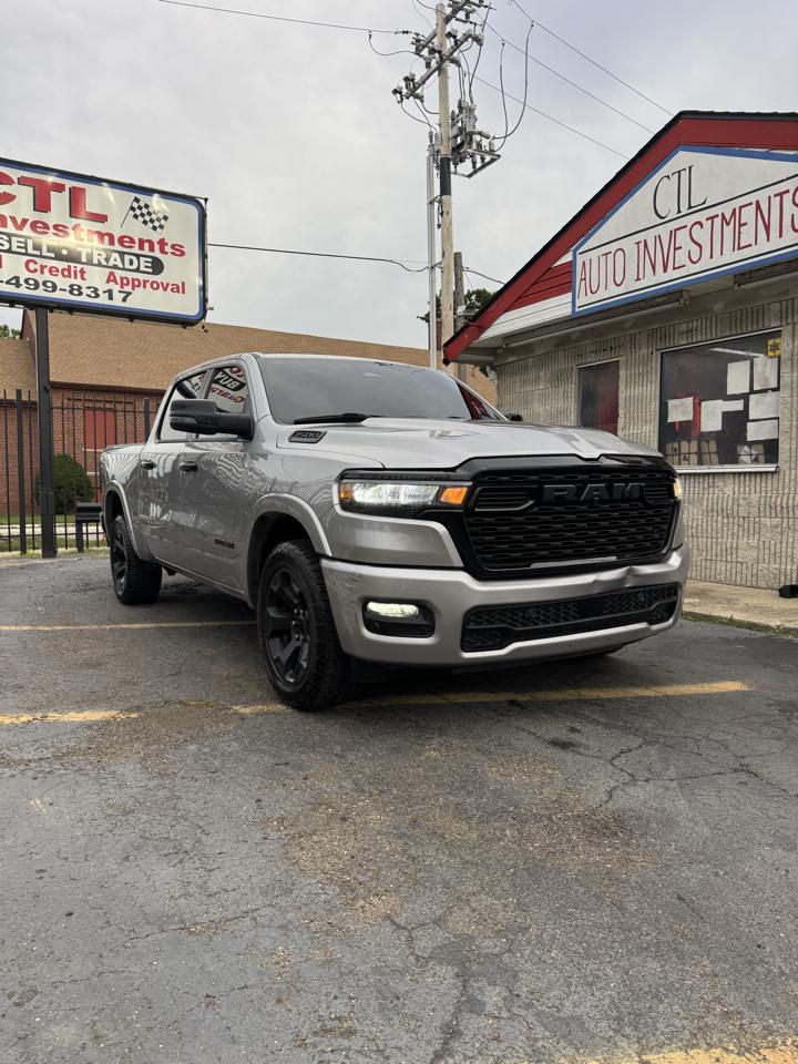 RAM 1500 Big Horn Crew Cab SWB 4WD 2025