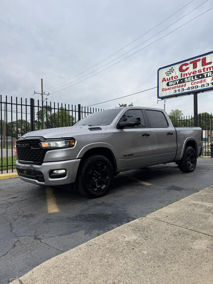 RAM 1500 Big Horn Crew Cab SWB 4WD 2025