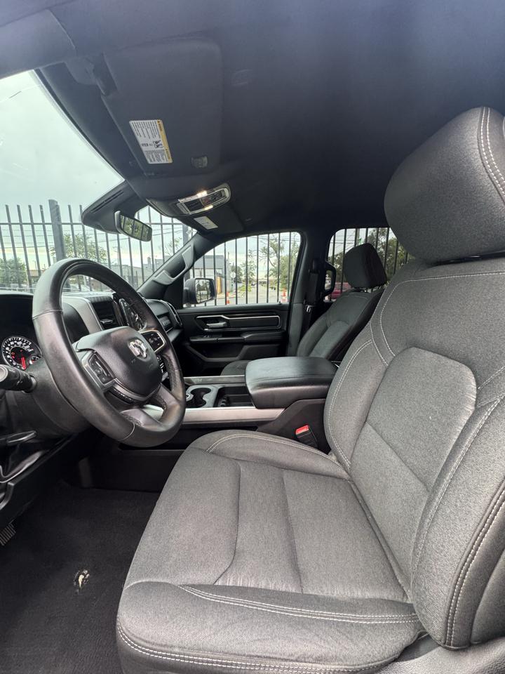 RAM 1500 Big Horn Crew Cab SWB 4WD 2025