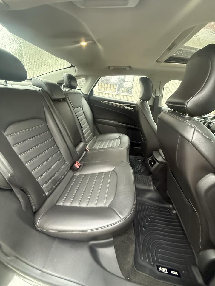Ford Fusion SE 2015