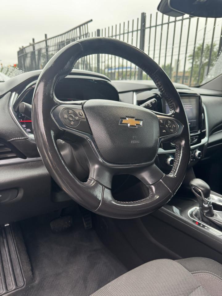 Chevrolet Traverse LT Cloth FWD 2022