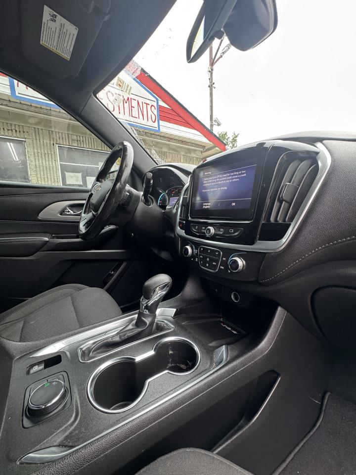 Chevrolet Traverse LT Cloth FWD 2022
