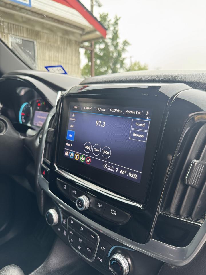 Chevrolet Traverse LT Cloth FWD 2022