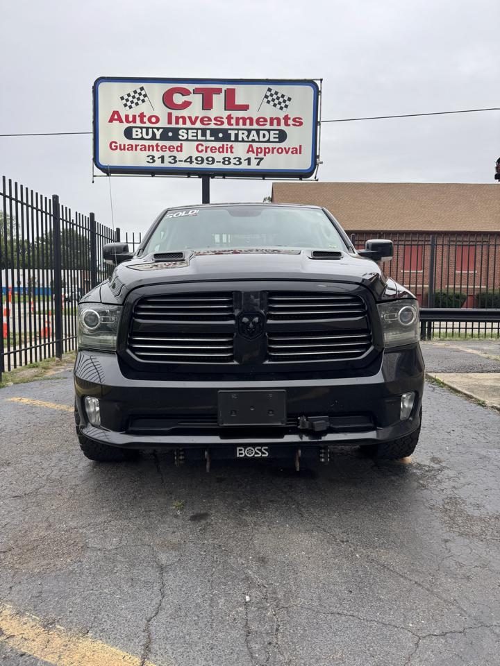 RAM 1500 Sport Quad Cab 4WD 2017