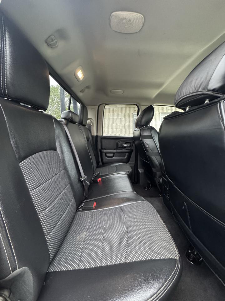 RAM 1500 Sport Quad Cab 4WD 2017