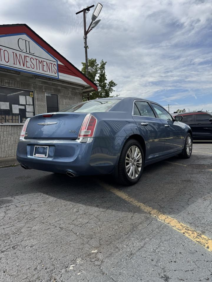 Chrysler 300 C AWD 2011