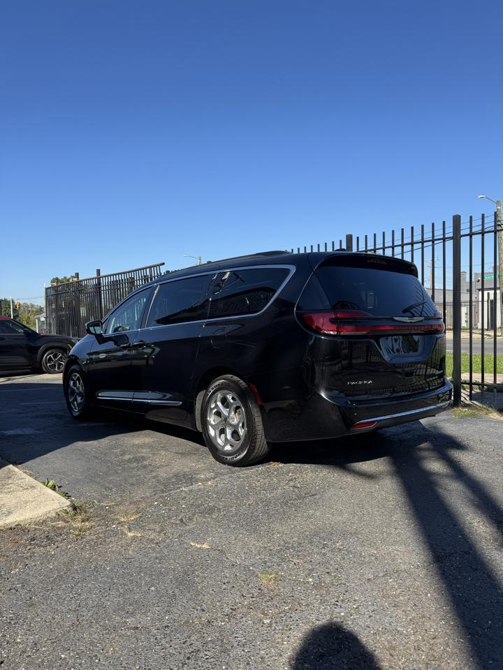 Chrysler Pacifica Limited 2022