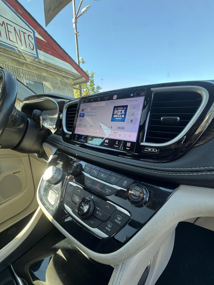 Chrysler Pacifica Limited 2022