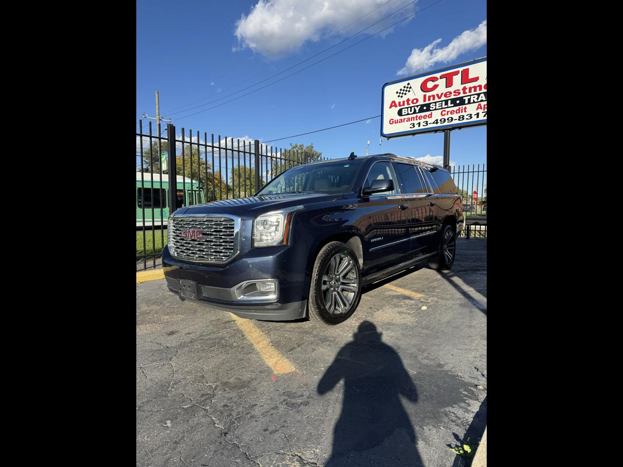 GMC Yukon XL Denali 4WD 2018