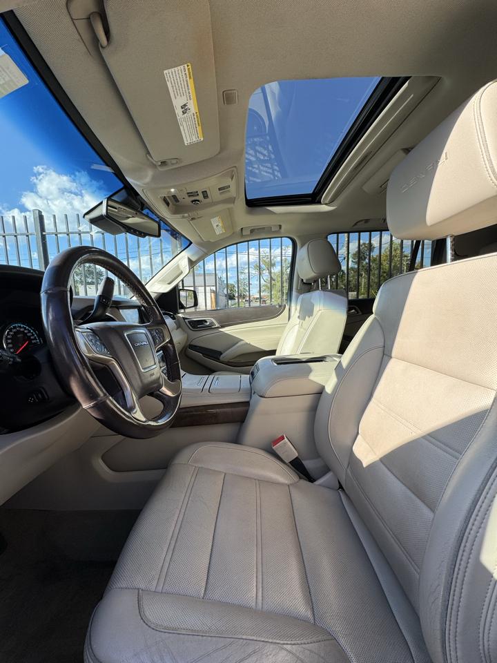 GMC Yukon XL Denali 4WD 2018