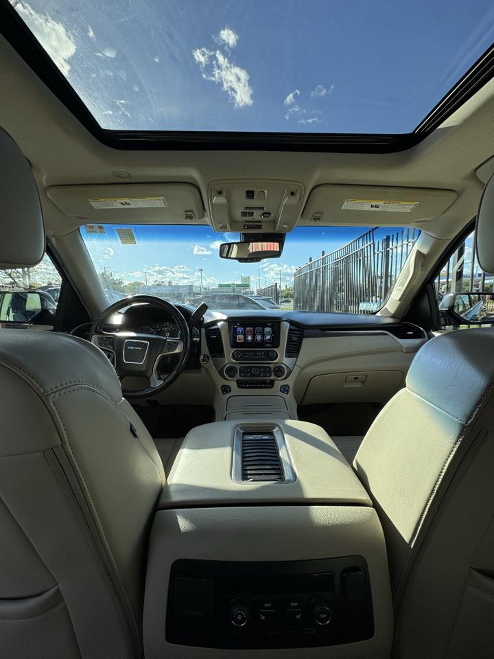 GMC Yukon XL Denali 4WD 2018