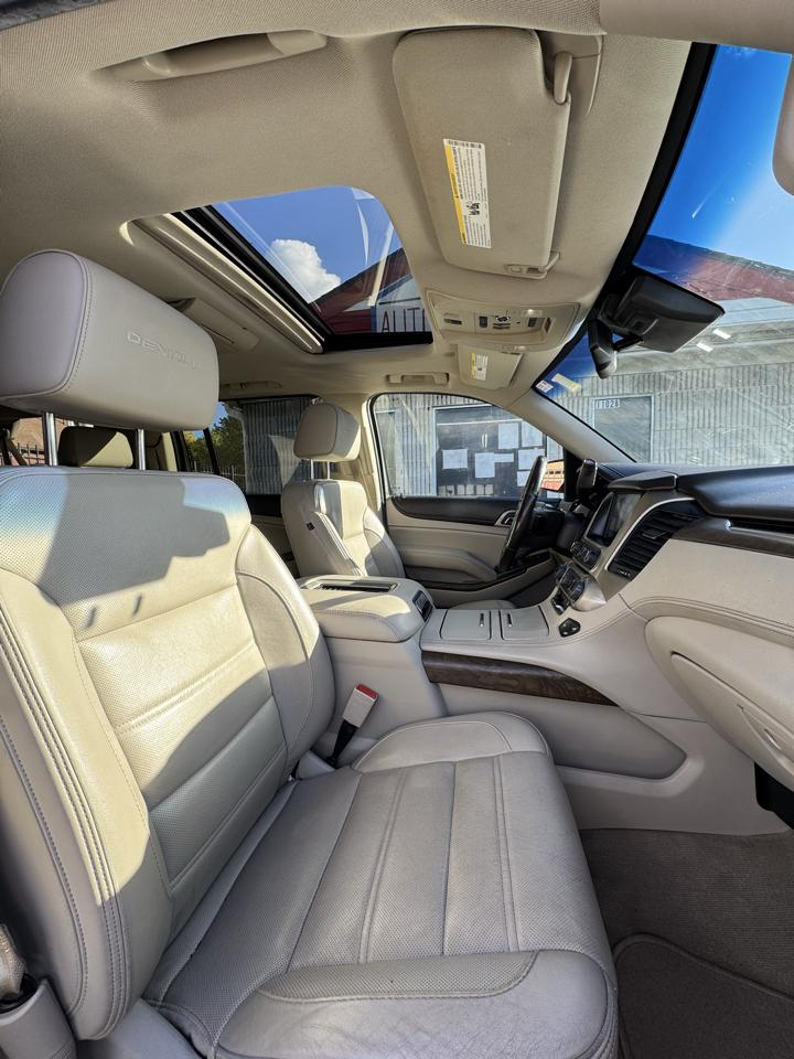 GMC Yukon XL Denali 4WD 2018