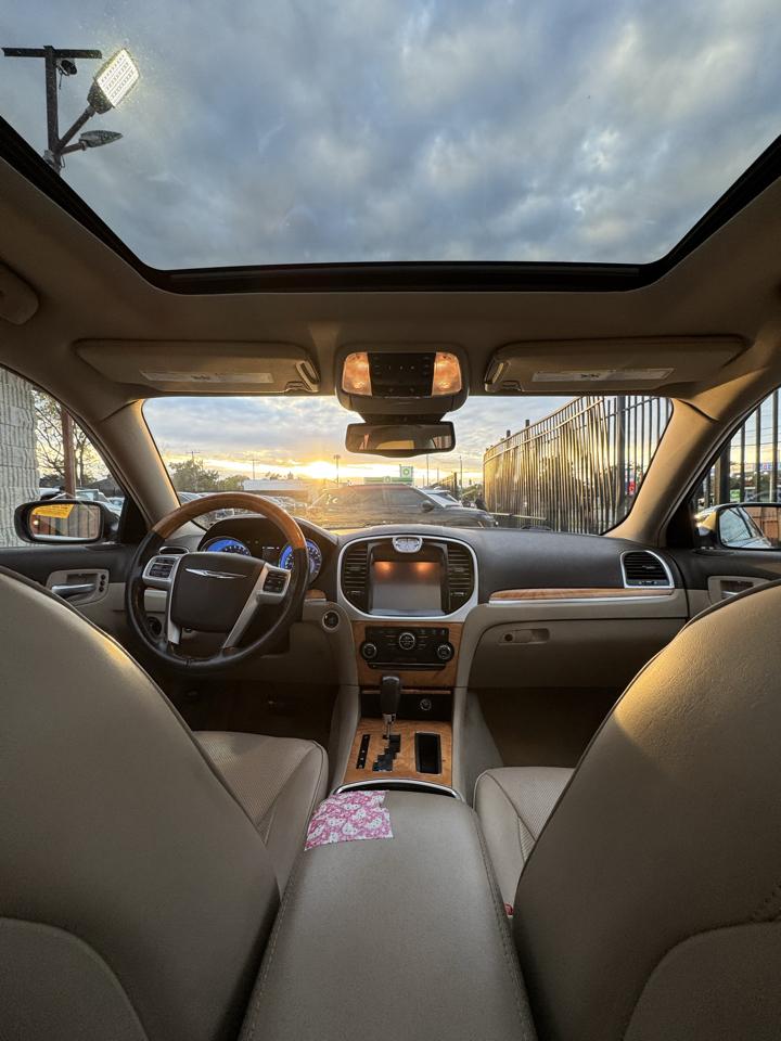 Chrysler 300 C AWD 2012