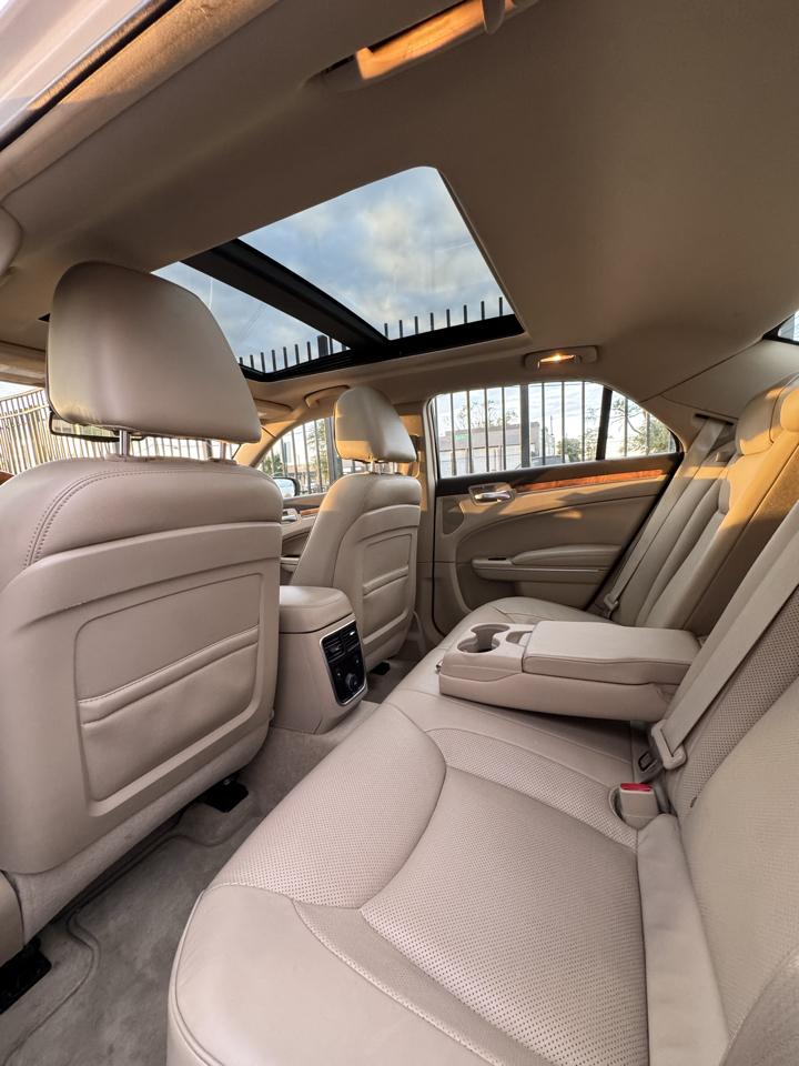 Chrysler 300 C AWD 2012