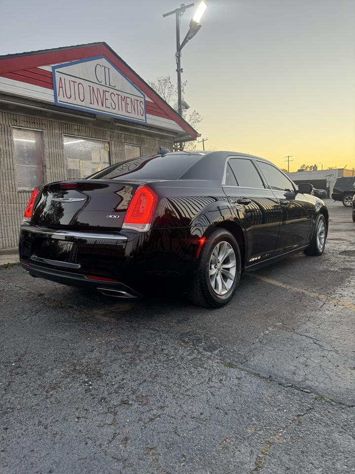 Chrysler 300 Limited RWD 2015