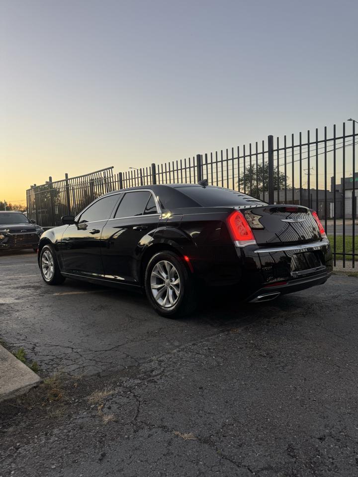 Chrysler 300 Limited RWD 2015
