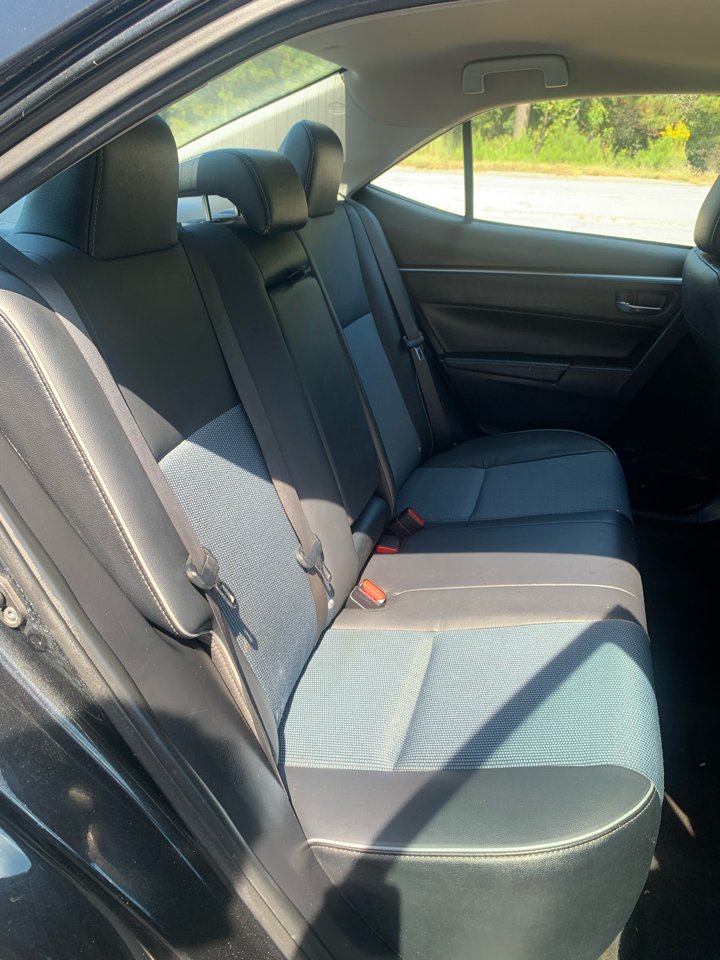 2015 Toyota Corolla S Premium photo 8