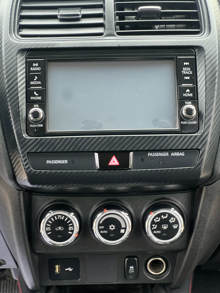 Mitsubishi Outlander Sport 2.0 ES 5M 2018