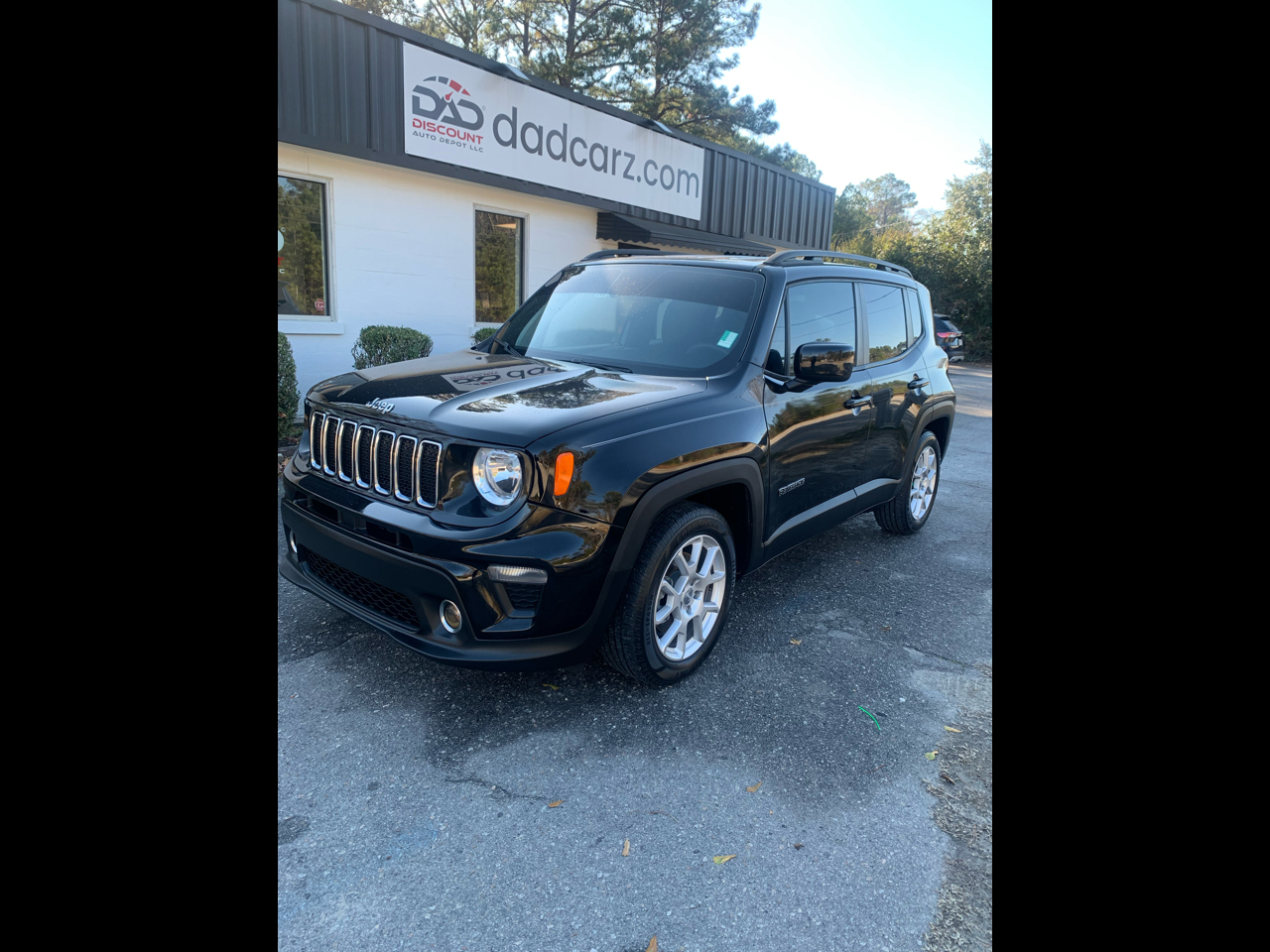 2019 Jeep Renegade Latitude's photo