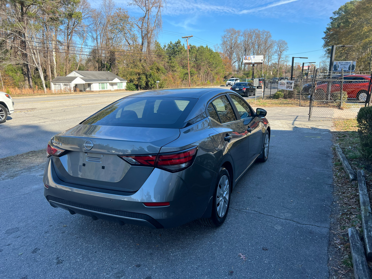 Nissan Sentra S 2024