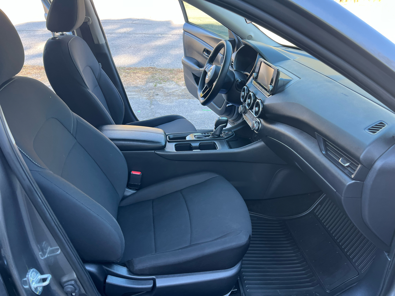 Nissan Sentra S 2024