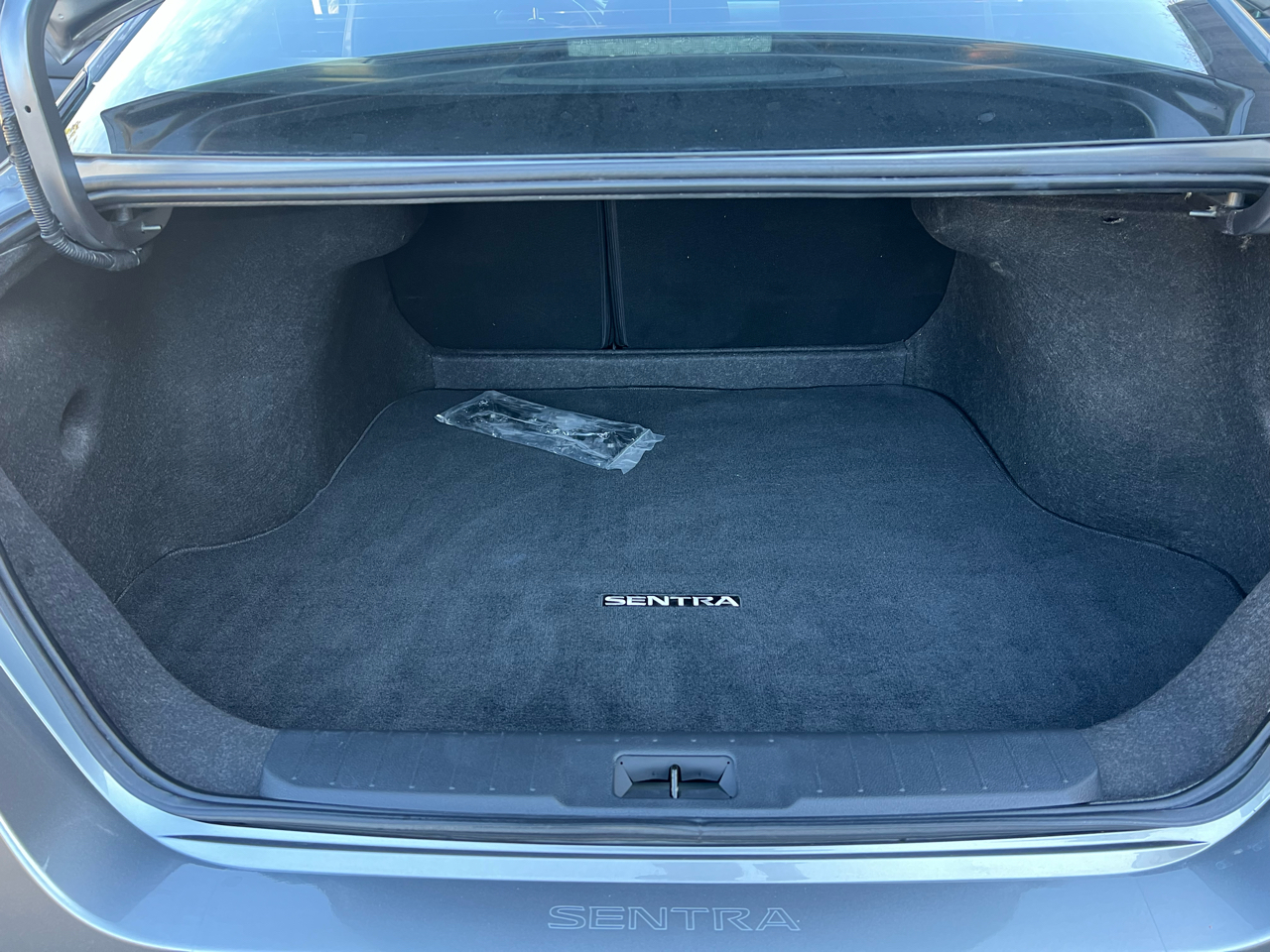 Nissan Sentra S 2024