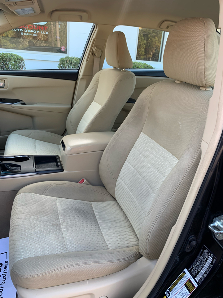 Toyota Camry SE 2015