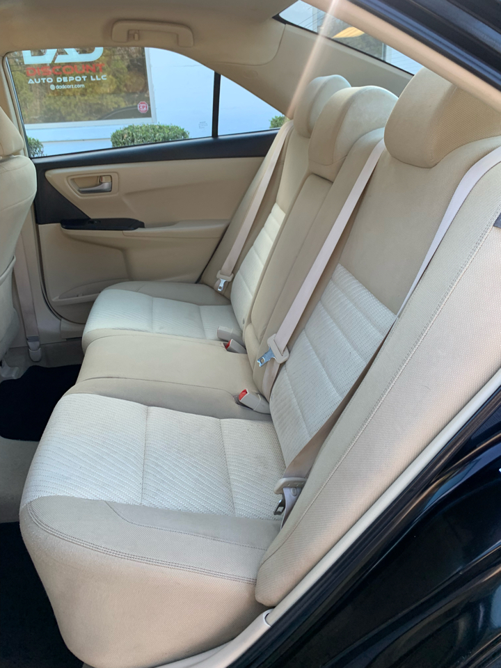 Toyota Camry SE 2015