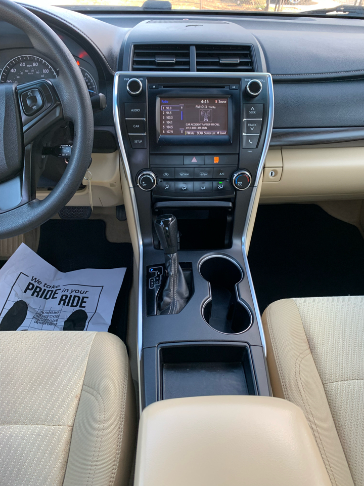 Toyota Camry SE 2015