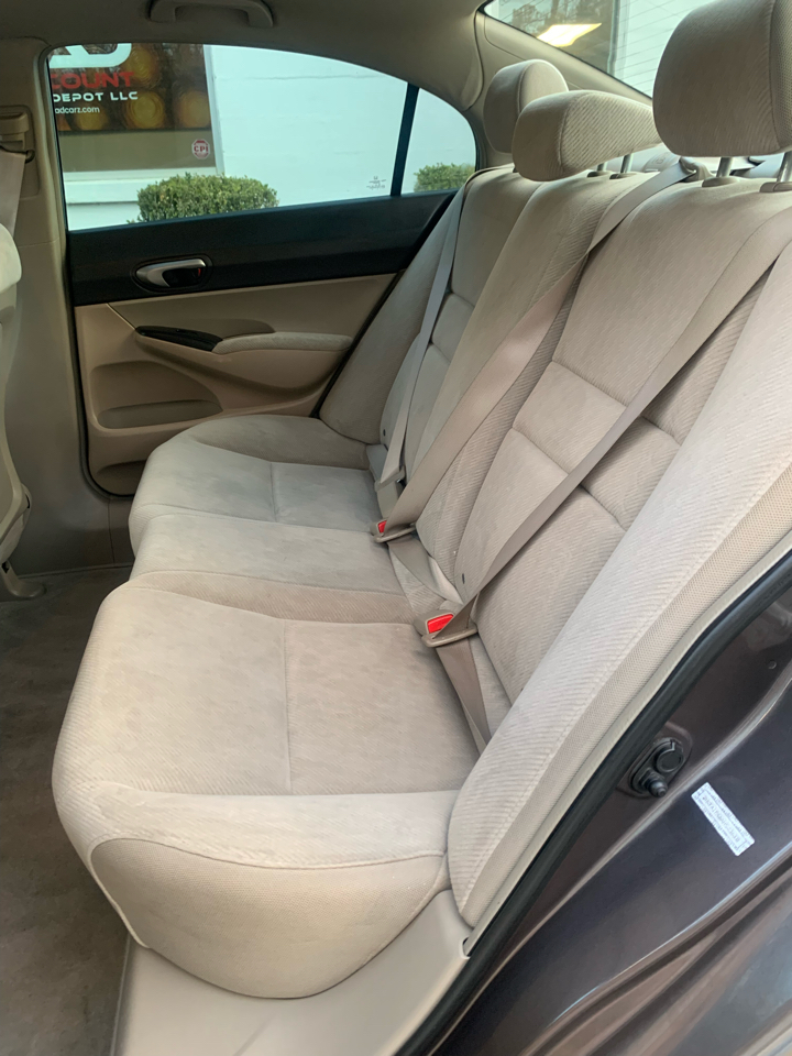 Honda Civic LX Sedan 5-Speed AT 2010