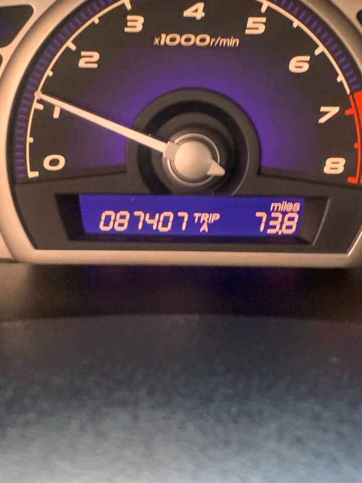 Honda Civic LX Sedan 5-Speed AT 2010