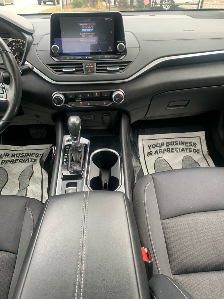 Nissan Altima 2.5 SV 2022