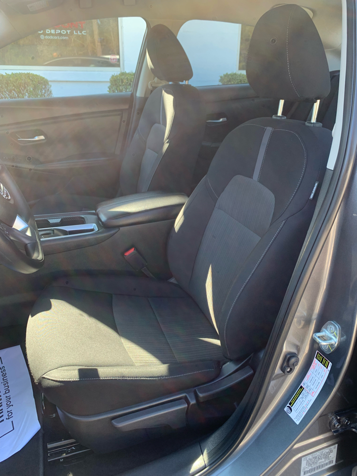 Nissan Sentra SV 2025