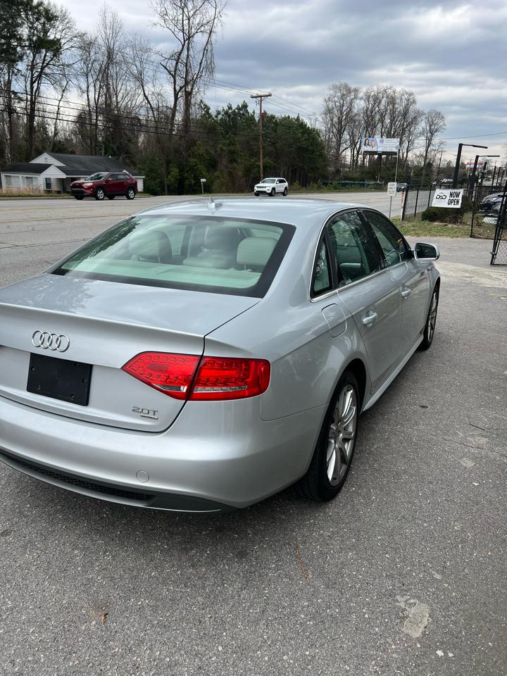 Audi A4 2.0T Sedan quattro Tiptronic 2012