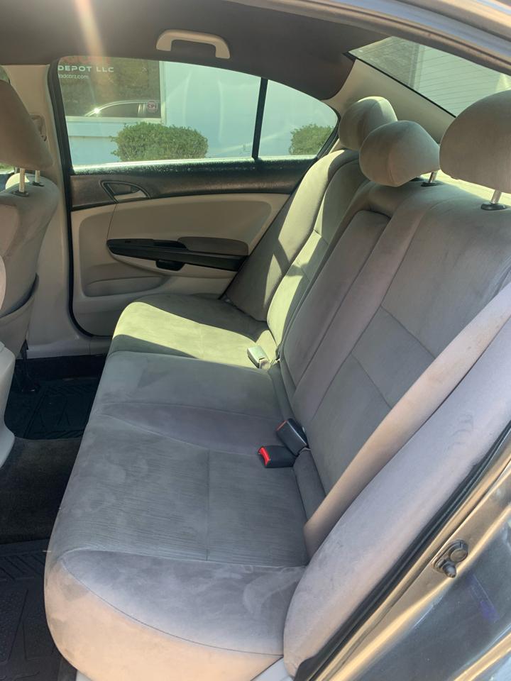 Honda Accord Sdn 4dr I4 Auto LX 2011