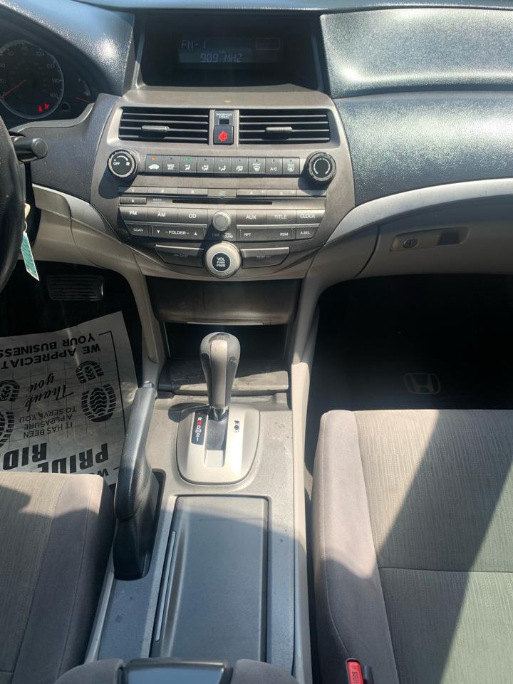 Honda Accord Sdn 4dr I4 Auto LX 2011